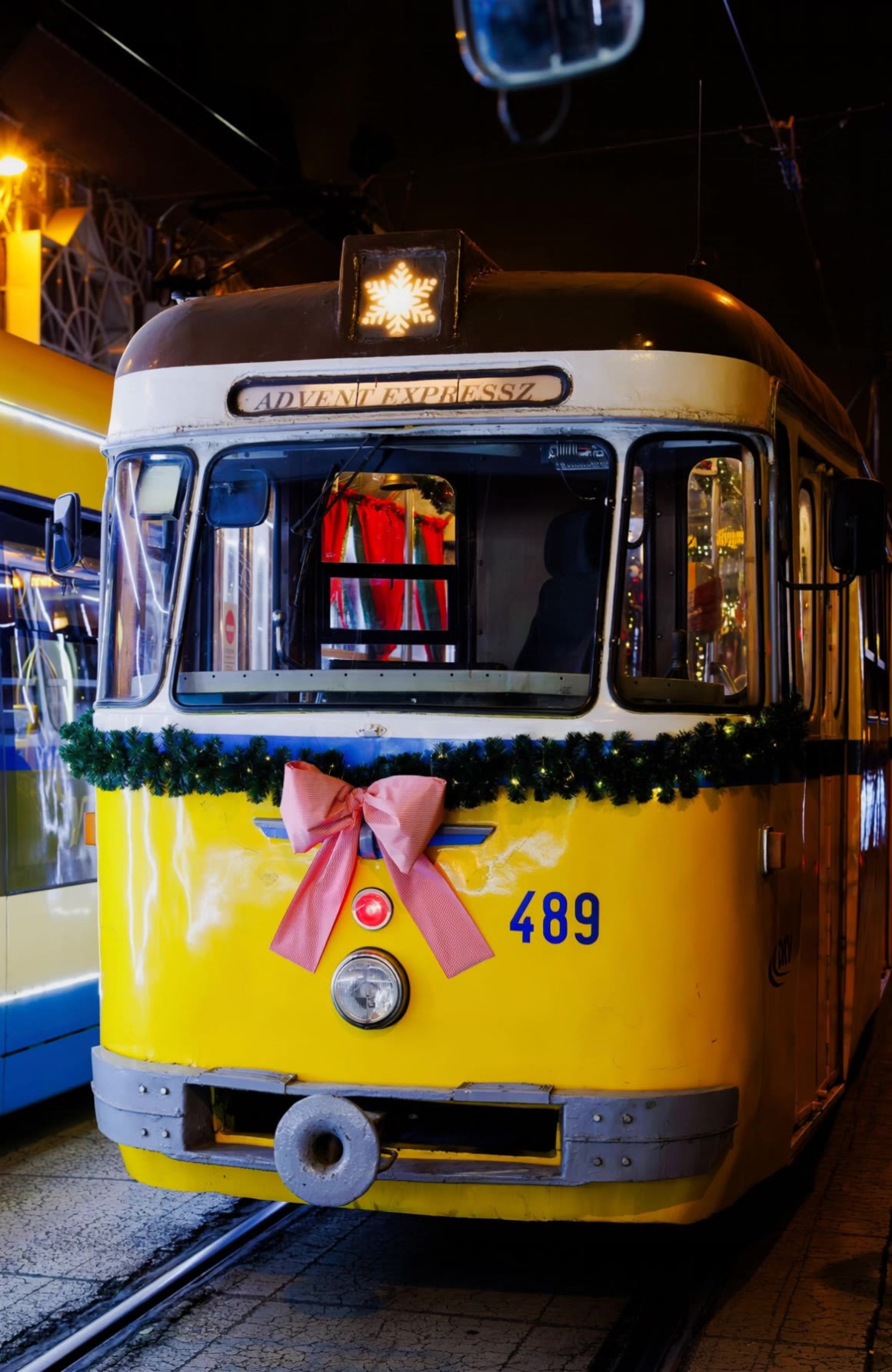 Kling AI work 296543785661828 - xmas image to video AI video