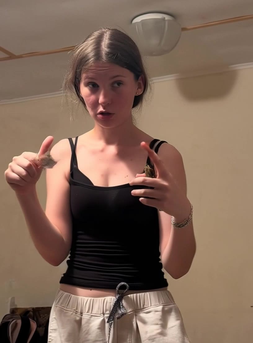Kling AI work 301441432501957 - body swapped AI video