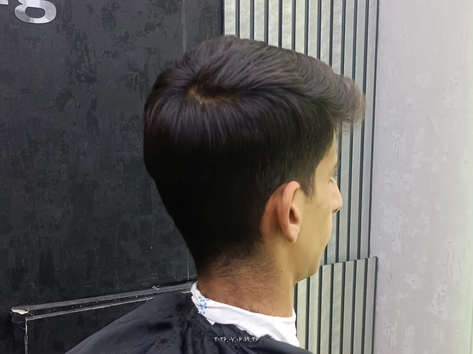 Kling AI work 316119404614546 - best haircut for your face shape AI video